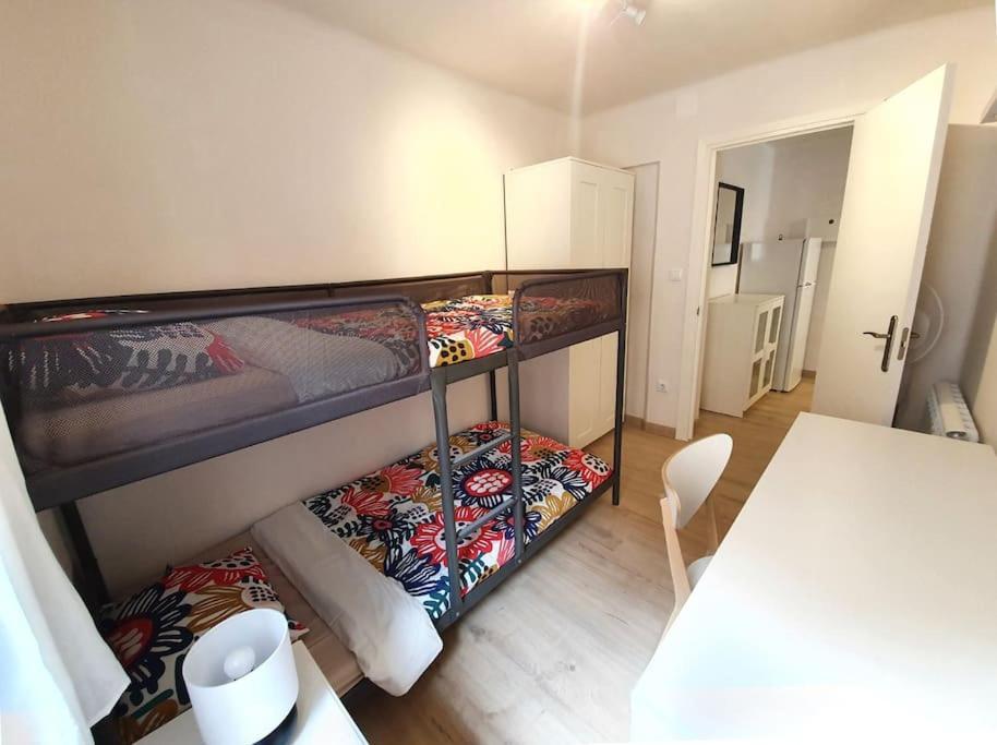 Acogedor Piso En El Centro De Sabinanigo Daire Dış mekan fotoğraf